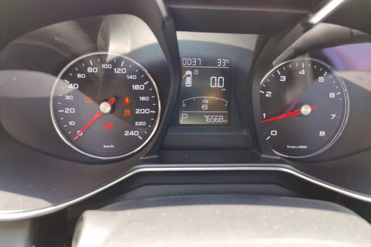 Used MG 6 2017 20T Automatic Luxury Smart Connect Version China V Standard Instrument Cluster