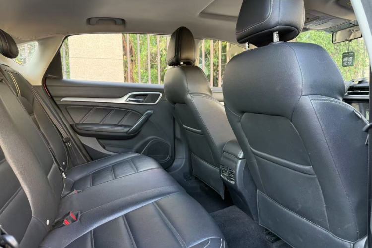 Used MG 6 2017 20T Automatic Luxury Smart Connect Version China V Standard Interior 3