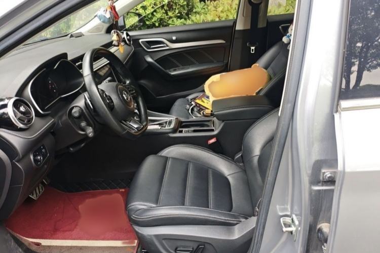 Used MG 6 2017 20T Automatic Luxury Smart Connect Version China V Standard Interior 3