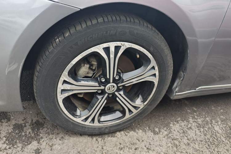 Used MG 6 2017 20T Automatic Luxury Smart Connect Version China V Standard Left Front Wheel Hub
