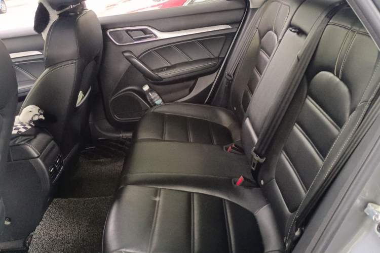 Used MG 6 2017 20T Automatic Prestige Internet Edition China V Standard Left Rear Seat
