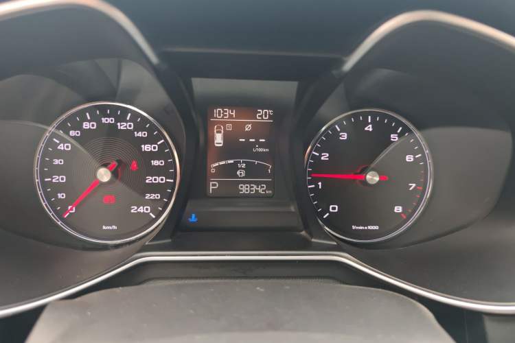 Used MG 6 2017 20T Automatic Elite Smart Connect Version China V Standard Odometer Close Up