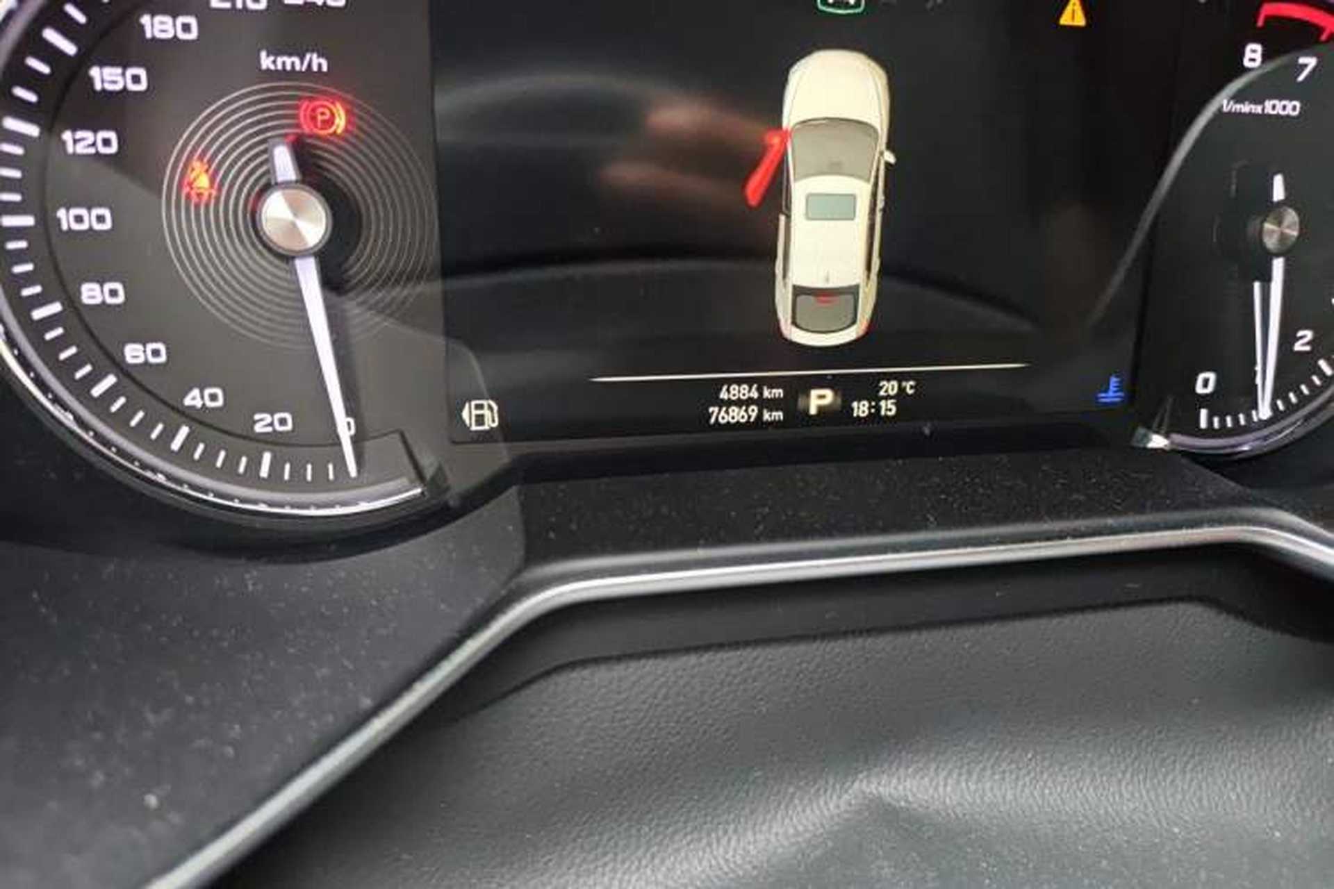 Used MG 6 2017 20T Automatic Trophy Prestige Internet Edition China V Standard Odometer Close Up