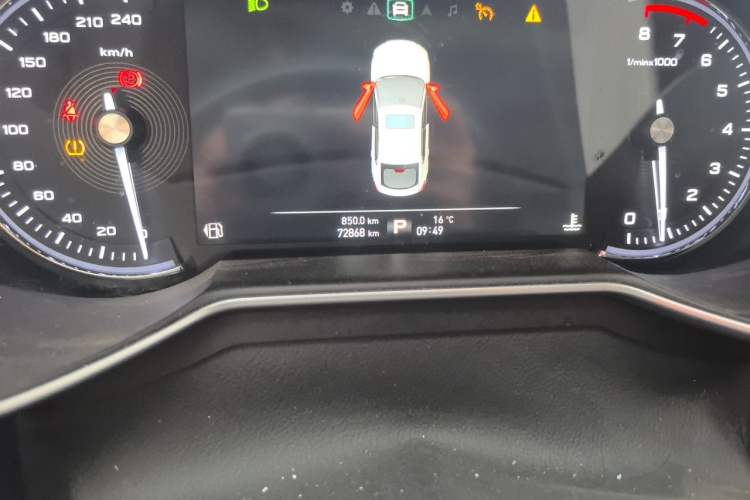 Used MG 6 2017 20T Automatic Trophy Prestige Internet Edition China V Standard Odometer Close Up
