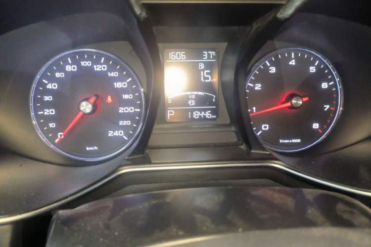 Used MG 6 2017 20T Automatic Elite Smart Connect Version China V Standard Odometer Close Up