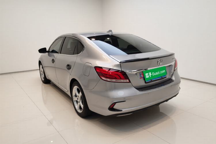 Used MG 6 2017 20T Manual Luxury Smart Connect Version China V Standard Rear Left 45 Deg