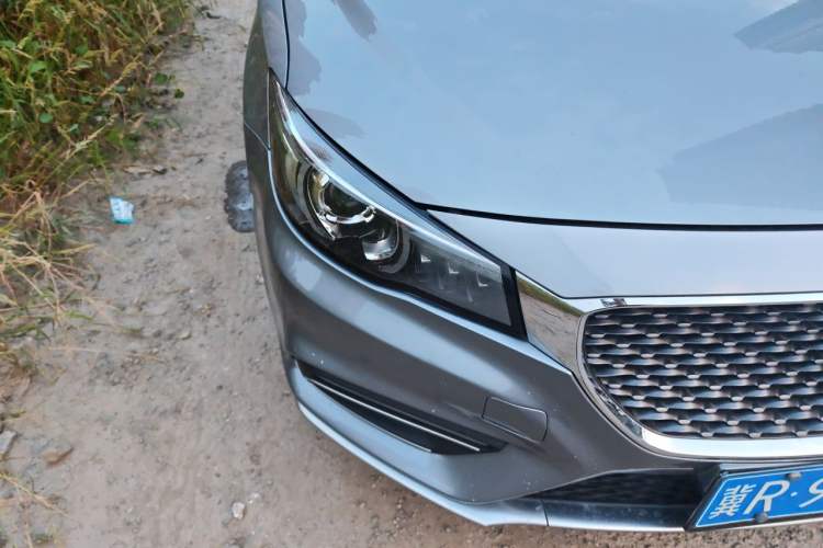 Used MG 6 2017 20T Manual Luxury Smart Connect Version China V Standard Right Front Headlight
