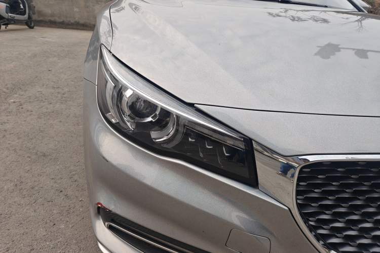 Used MG 6 2017 20T Manual Luxury Smart Connect Version China V Standard Right Front Headlight