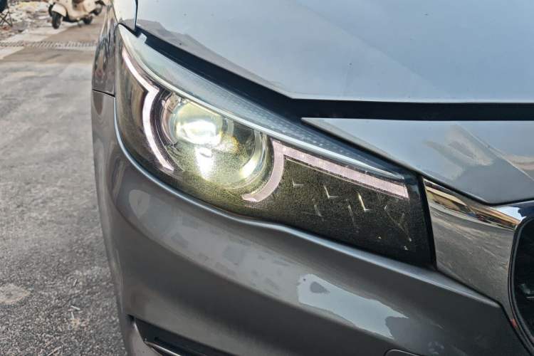 Used MG 6 2017 20T Automatic Trophy Prestige Internet Edition China V Standard Right Front Headlight