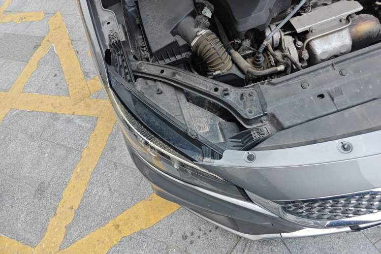 Used MG 6 2017 20T Automatic Luxury Smart Connect Version China V Standard Right Front Headlight