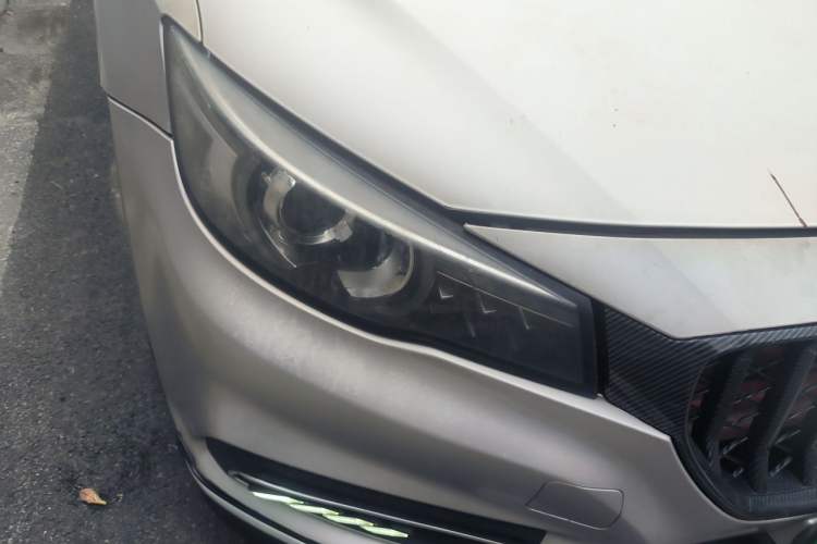 Used MG 6 2017 20T Automatic Elite Smart Connect Version China V Standard Right Front Headlight