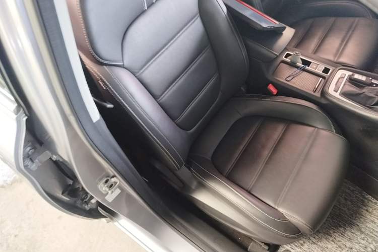 Used MG 6 2017 20T Automatic Luxury Smart Connect Version China V Standard Right Front Seat