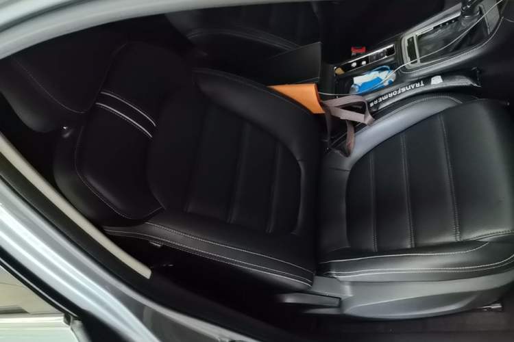 Used MG 6 2017 20T Automatic Luxury Smart Connect Version China V Standard Right Front Seat