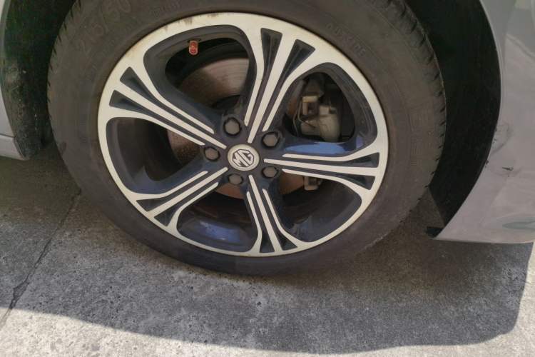 Used MG 6 2017 20T Automatic Luxury Smart Connect Version China V Standard Right Front Wheel Hub