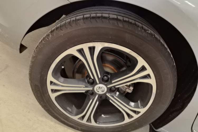 Used MG 6 2017 20T Automatic Luxury Smart Connect Version China V Standard Right Rear Wheel Hub