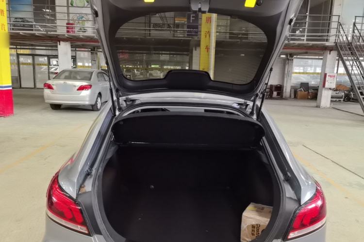 Used MG 6 2017 20T Automatic Luxury Smart Connect Version China V Standard Trunk