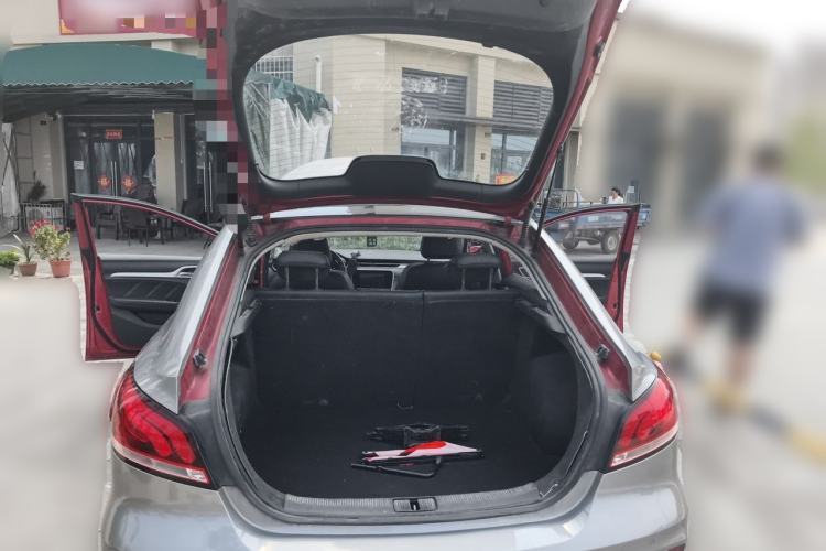 Used MG 6 2017 20T Automatic Luxury Smart Connect Version China V Standard Trunk