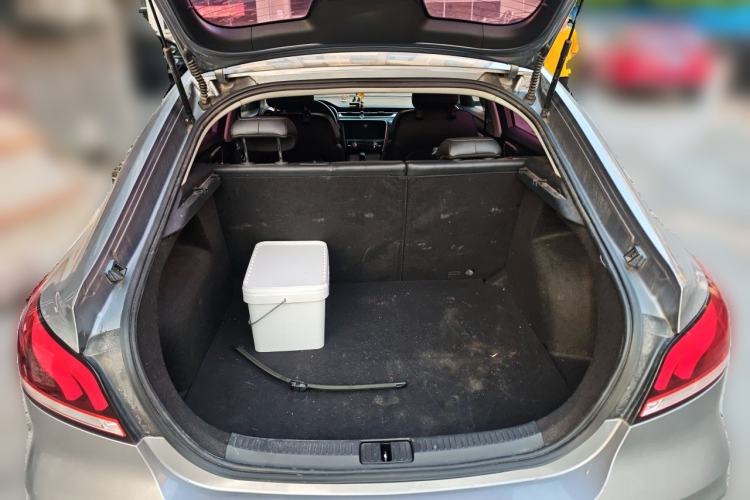 Used MG 6 2017 20T Automatic Luxury Smart Connect Version China V Standard Trunk