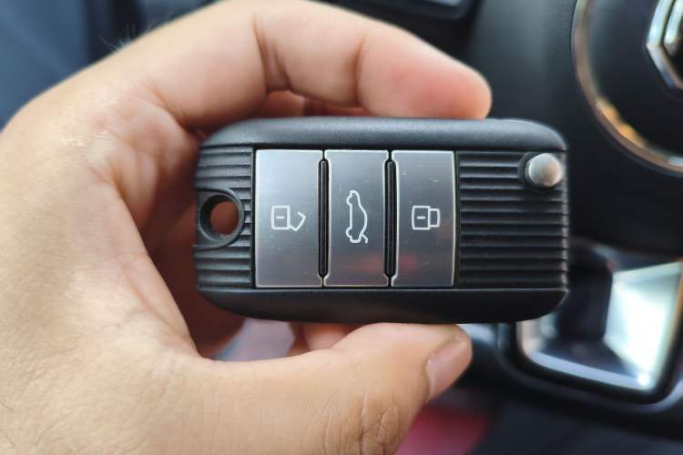 Used MG 6 2017 20T Automatic Trophy Prestige Internet Edition China V Standard Vehicle Key