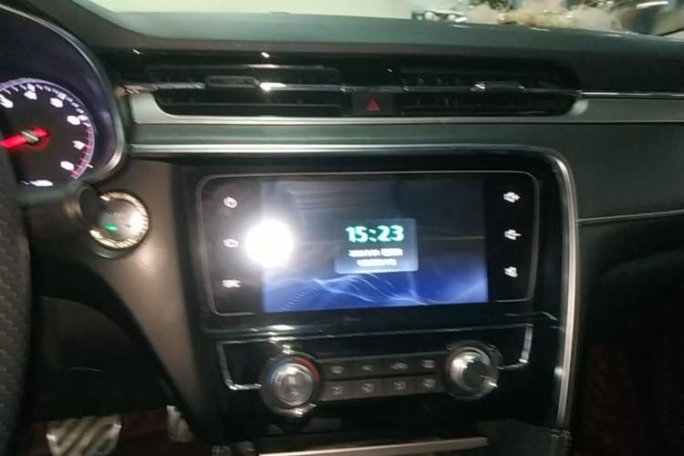 Used MG 6 2017 20T Automatic Luxury Smart Connect Version China V Standard Audio And AC Panel