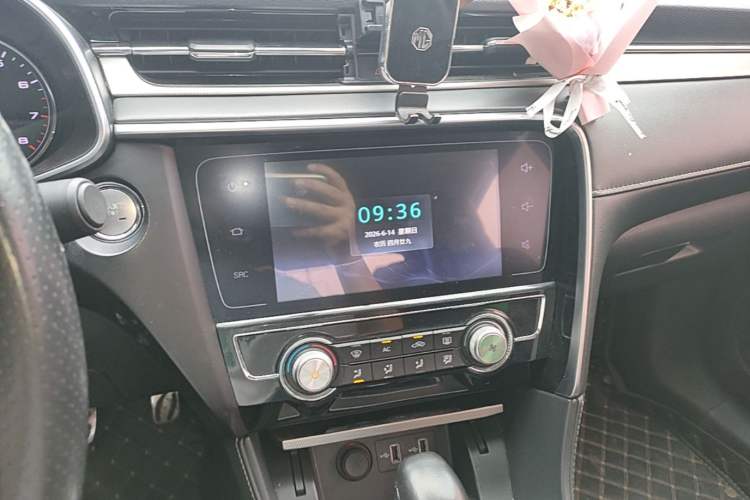 Used MG 6 2017 20T Automatic Luxury Smart Connect Version China V Standard Audio And AC Panel