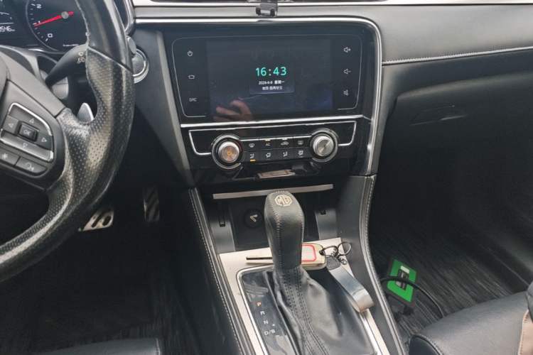 Used MG 6 2017 20T Automatic Luxury Smart Connect Version China V Standard Audio And AC Panel