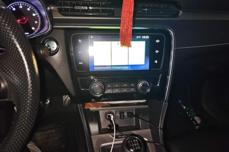 Used MG 6 2017 20T Manual Luxury Smart Connect Version China V Standard Audio And AC Panel