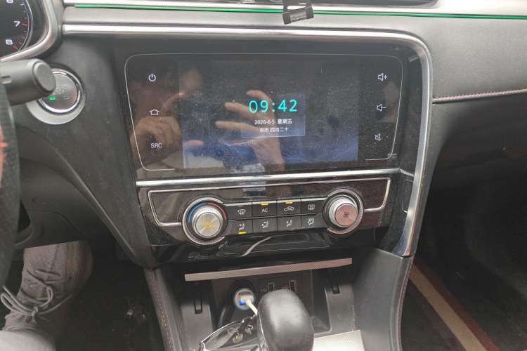 Used MG 6 2017 20T Automatic Elite Smart Connect Version China V Standard Audio And AC Panel