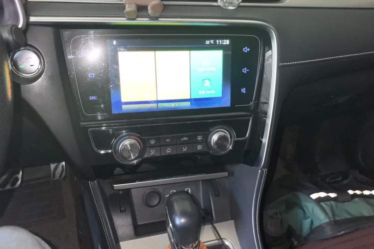 Used MG 6 2017 20T Automatic Luxury Smart Connect Version China V Standard Audio And AC Panel