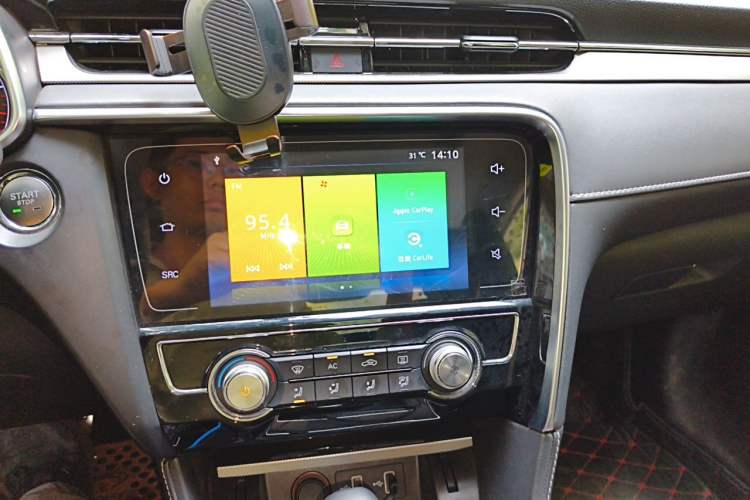 Used MG 6 2017 20T Automatic Luxury Smart Connect Version China V Standard Audio And AC Panel