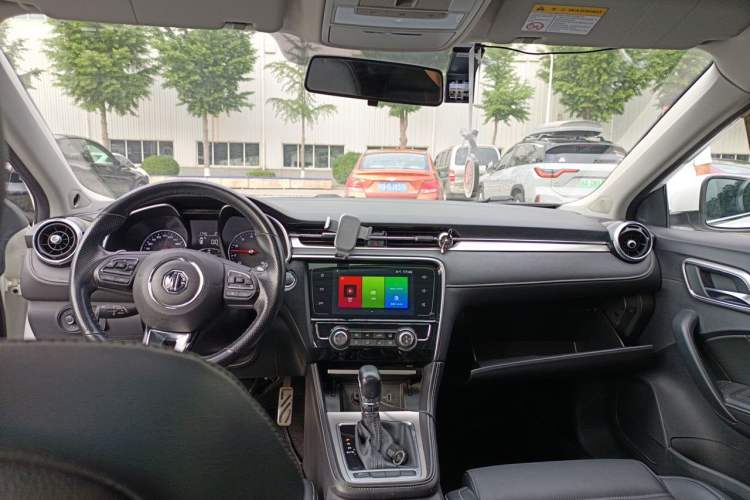 Used MG 6 2017 20T Automatic Luxury Smart Connect Version China V Standard Center Console
