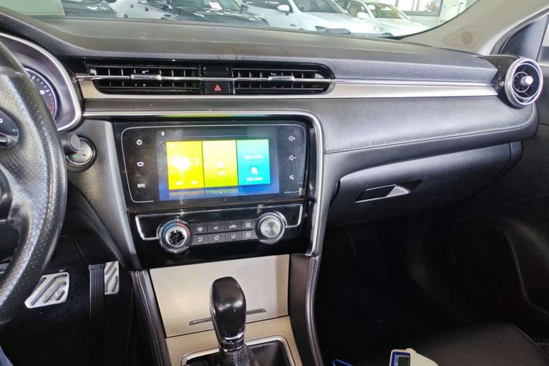 Used MG 6 2017 20T Automatic Luxury Smart Connect Version China V Standard Center Console