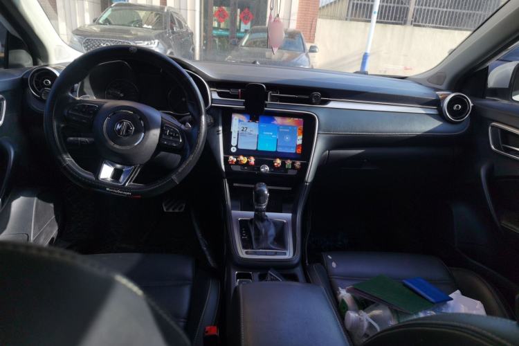 Used MG 6 2017 20T Automatic Prestige Internet Edition China V Standard Center Console