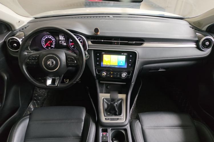 Used MG 6 2017 20T Manual Luxury Smart Connect Version China V Standard Center Console