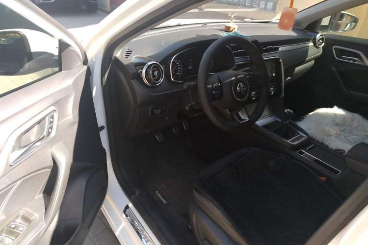 Used MG 6 2017 20T Manual Luxury Smart Connect Version China V Standard Driver Seat