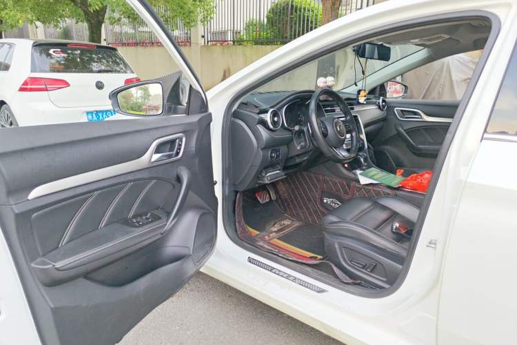 Used MG 6 2017 20T Automatic Luxury Smart Connect Version China V Standard Driver Seat