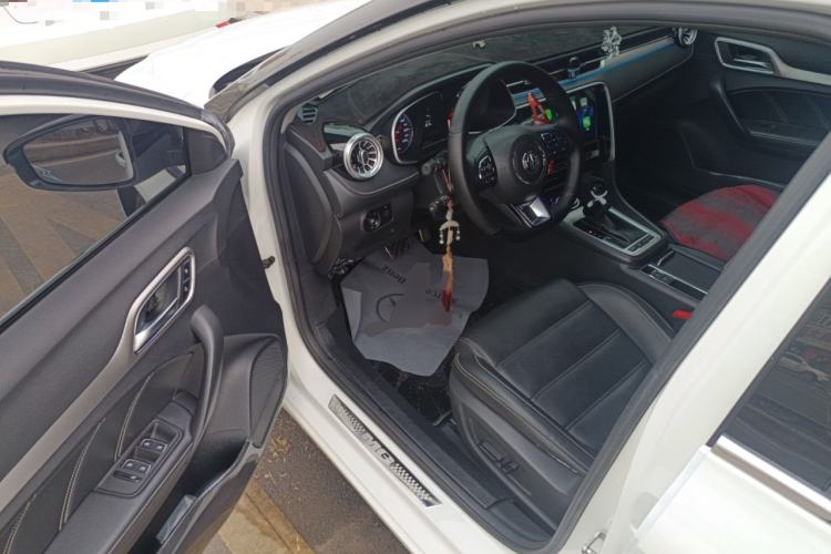 Used MG 6 2017 20T Automatic Luxury Smart Connect Version China V Standard Driver Seat