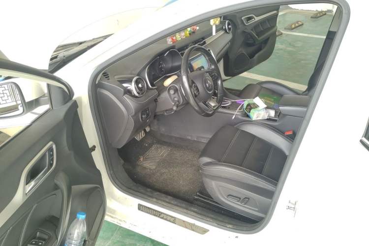 Used MG 6 2017 20T Automatic Luxury Smart Connect Version China V Standard Driver Seat