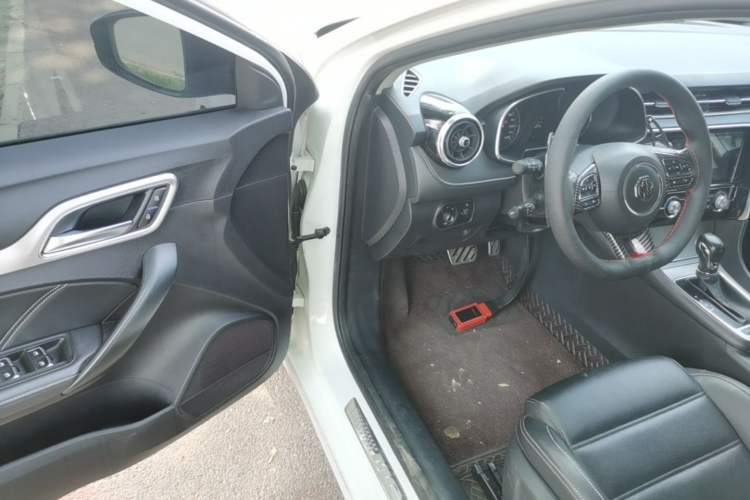 Used MG 6 2017 20T Automatic Luxury Smart Connect Version China V Standard Driver Seat
