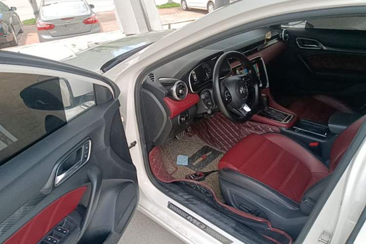 Used MG 6 2017 20T Automatic Trophy Prestige Internet Edition China V Standard Driver Seat