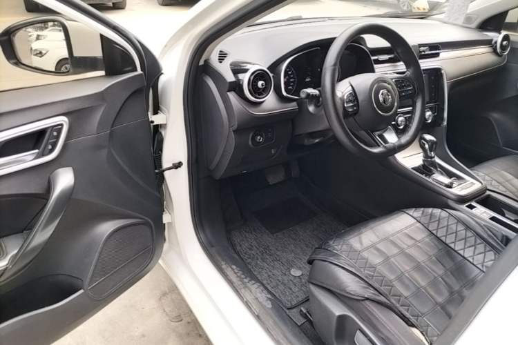 Used MG 6 2017 20T Automatic Elite Smart Connect Version China V Standard Driver Seat