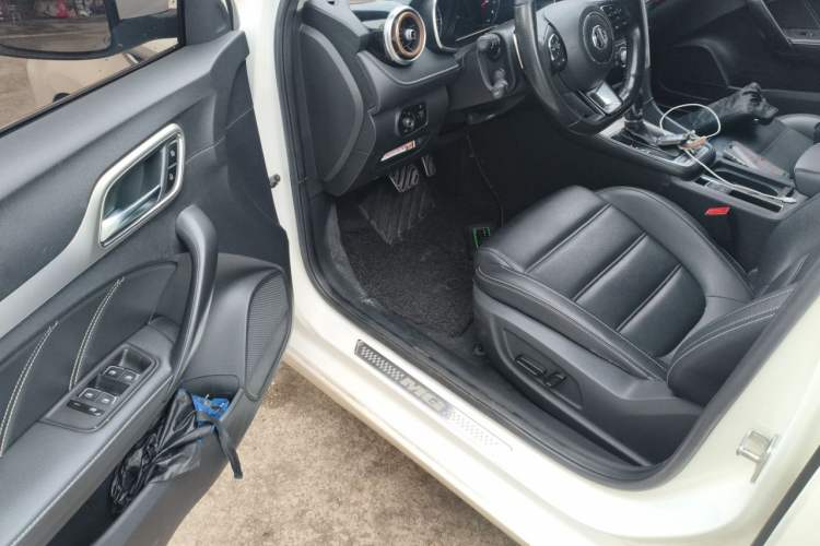 Used MG 6 2017 20T Automatic Luxury Smart Connect Version China V Standard Driver Seat