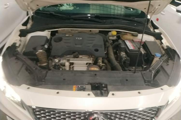 Used MG 6 2017 20T Automatic Luxury Smart Connect Version China V Standard Engine Bay