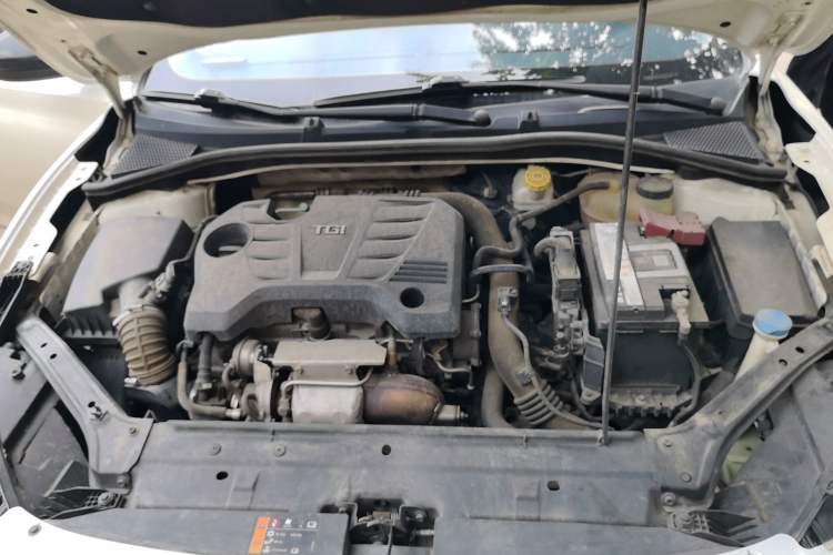 Used MG 6 2017 20T Automatic Trophy Prestige Internet Edition China V Standard Engine Bay