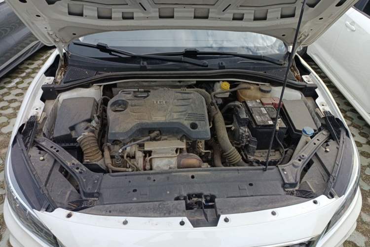 Used MG 6 2017 20T Automatic Luxury Smart Connect Version China V Standard Engine Bay