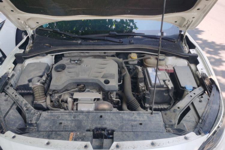 Used MG 6 2017 20T Automatic Luxury Smart Connect Version China V Standard Engine Bay