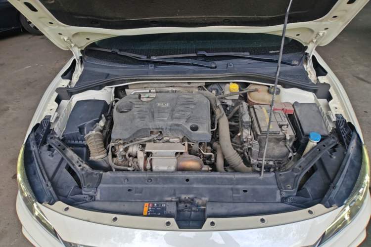Used MG 6 2017 20T Automatic Luxury Smart Connect Version China V Standard Engine Bay