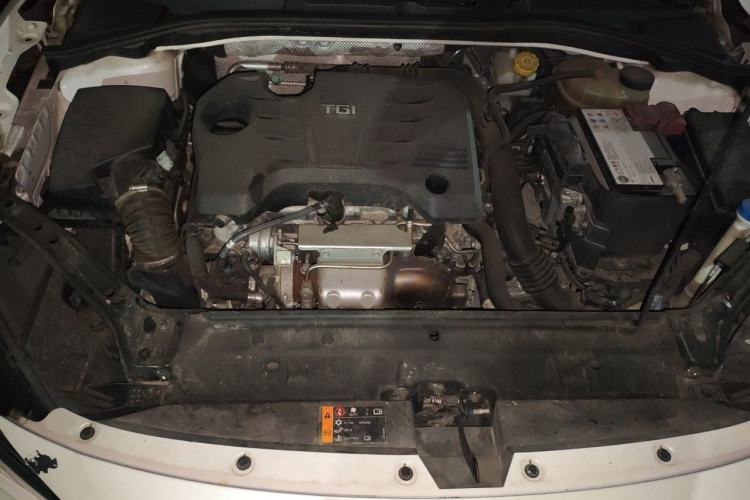 Used MG 6 2017 20T Automatic Luxury Smart Connect Version China V Standard Engine Bay