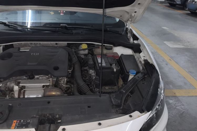 Used MG 6 2017 20T Automatic Luxury Smart Connect Version China V Standard Engine Bay Left