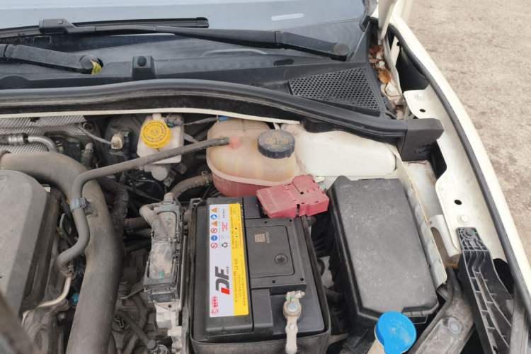 Used MG 6 2017 20T Automatic Luxury Smart Connect Version China V Standard Engine Bay Left
